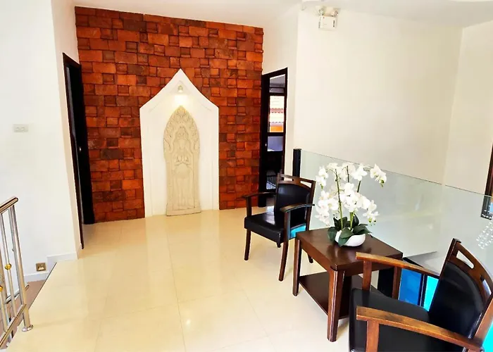 Hideland Luxury Pool Villa Pattaya Walking Street